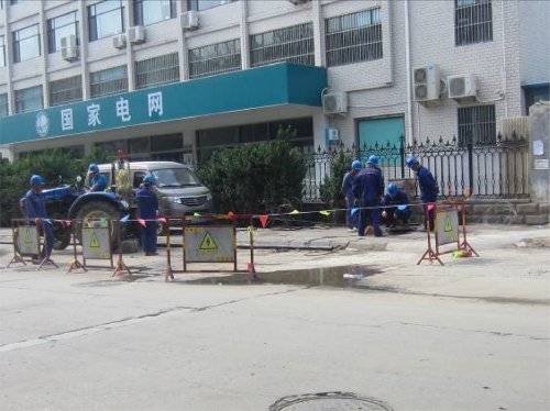 西外环米山线电线电缆 迁移工程施工现场